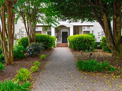 1000 Brighthurst Dr UNIT 104