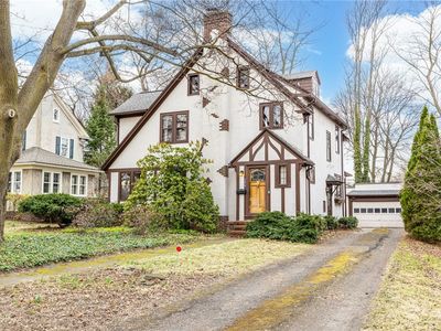 275 Yarmouth Rd