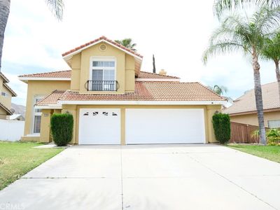 25795 Via Hamaca Ave