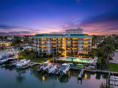 845 Collier Ct APT 306