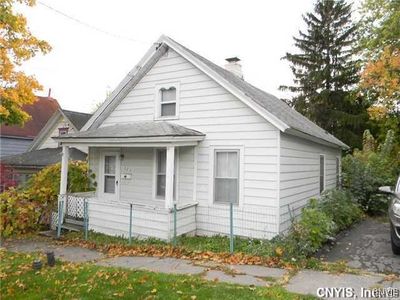 Property at 321 Greenway Ave, Syracuse, NY