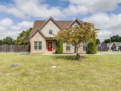 904 Winding Branch Dr