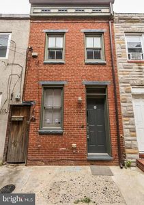 1722 Portugal St