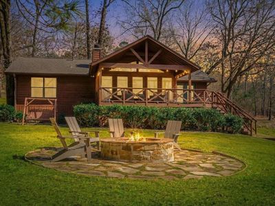 368 Charlya Dr