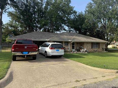 1205 Langford Ln