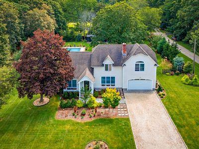 225 Marion Ln