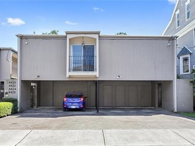 4422 Carondelet St #4422