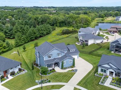 3835 Sandstone Point