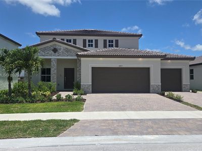 2475 SE 29th Dr