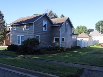 117 4th St