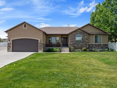 3638 S Blazing Oak Dr