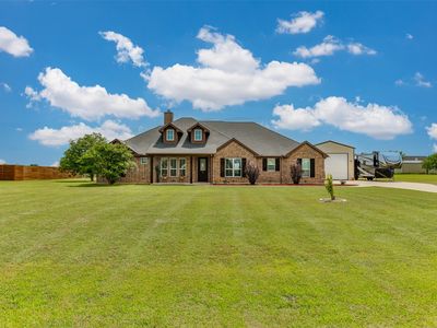 11210 Lakecrest Dr
