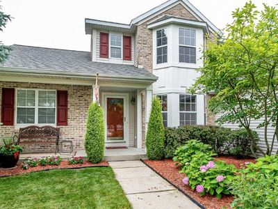 5450 W Heathwood Dr SE