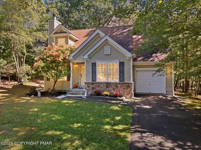 6105 Braintree Ct