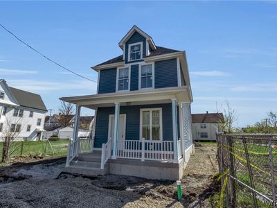 233 Masten Ave