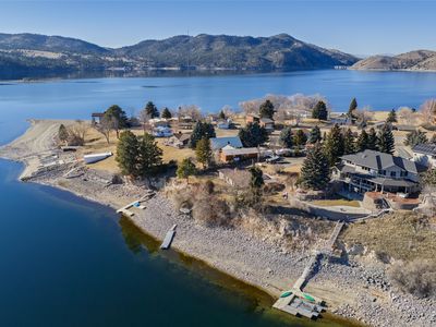 3765 Pirate Point Rd