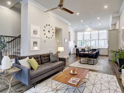 6068 Kansas St