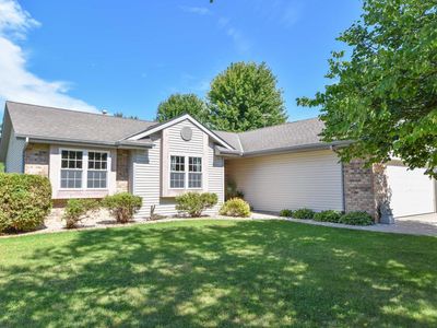 1300 Goldcrest COURT