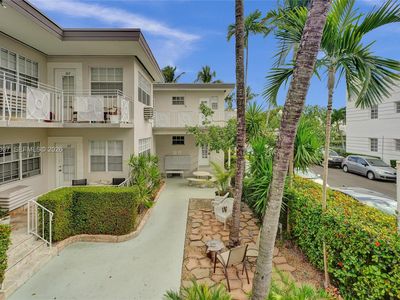 717 Espanola Way APT 205