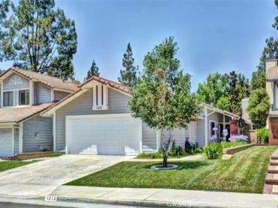 1213 Eckenrode Way
