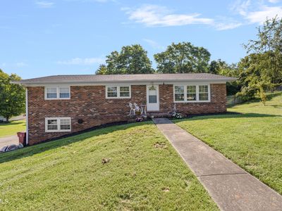 1330 Baldridge Dr