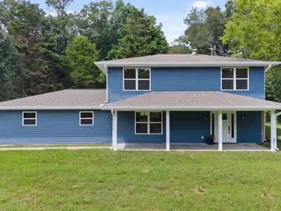 2323 Lyons Ln