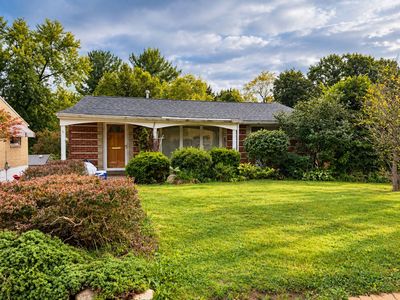 207 Bost Dr