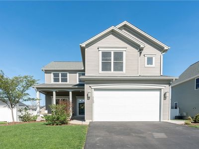 2282 Agassiz Dr