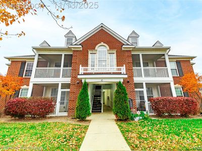 921 E Summerfield Glen Cir