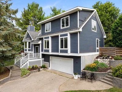 1411 Woodview Ct