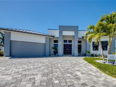 2746 SW 37th Terrace Cpe