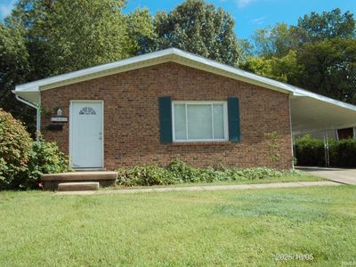 2600 Hawthorne Ave