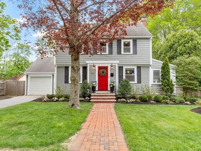 152 Oak St