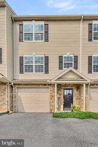976 Gregs Dr