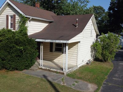 8312 Monroe Rd