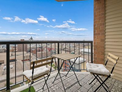 78 10th St E Unit 2408