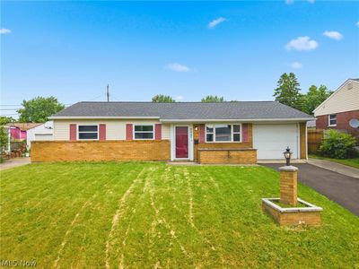 2457 Cathy Dr NE