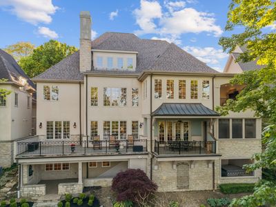 3450 River Rhone Ln