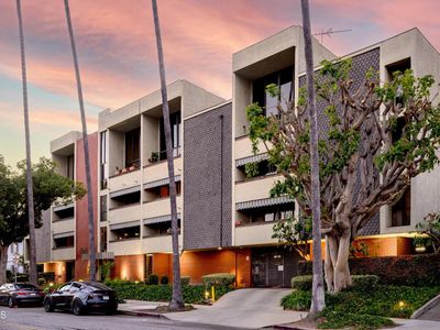 125 W Mountain St APT 303