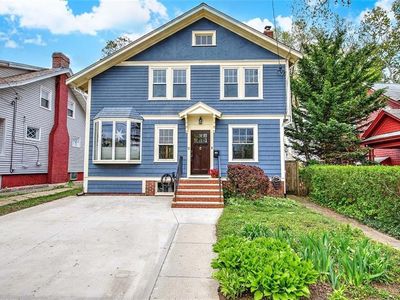 21 Mount Hope Ave
