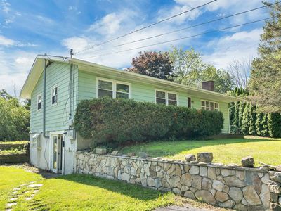 Property at 15 Tuttle Lane, Greenland, NH