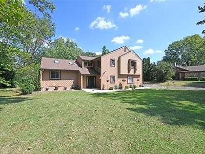 1065 Wilderness Blf