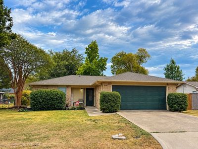 Property at 220 Etta Ave, Waxahachie, TX