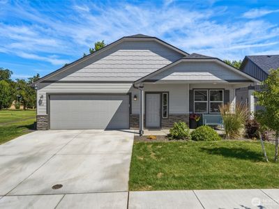 1131 Ava Street