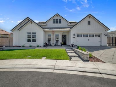 2656 Sinatra Pl