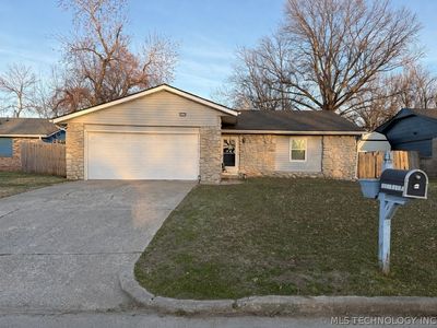 3229 S 214th East Ave