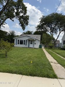 55 Roland Ct