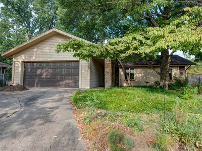 1523 S Meadowview Avenue