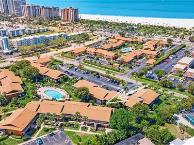 61 Greenbrier St #7-105