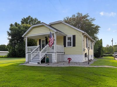 319 N Hook Rd